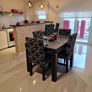 Confort Platense departamento con cochera